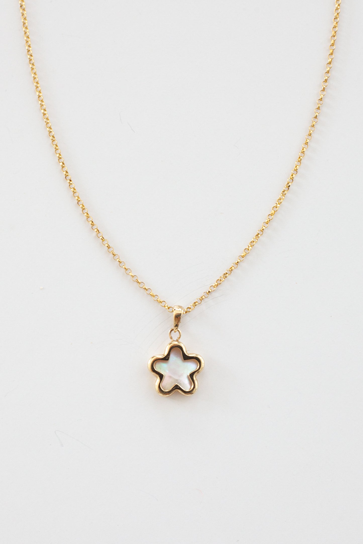 10KT Gold Star Necklace