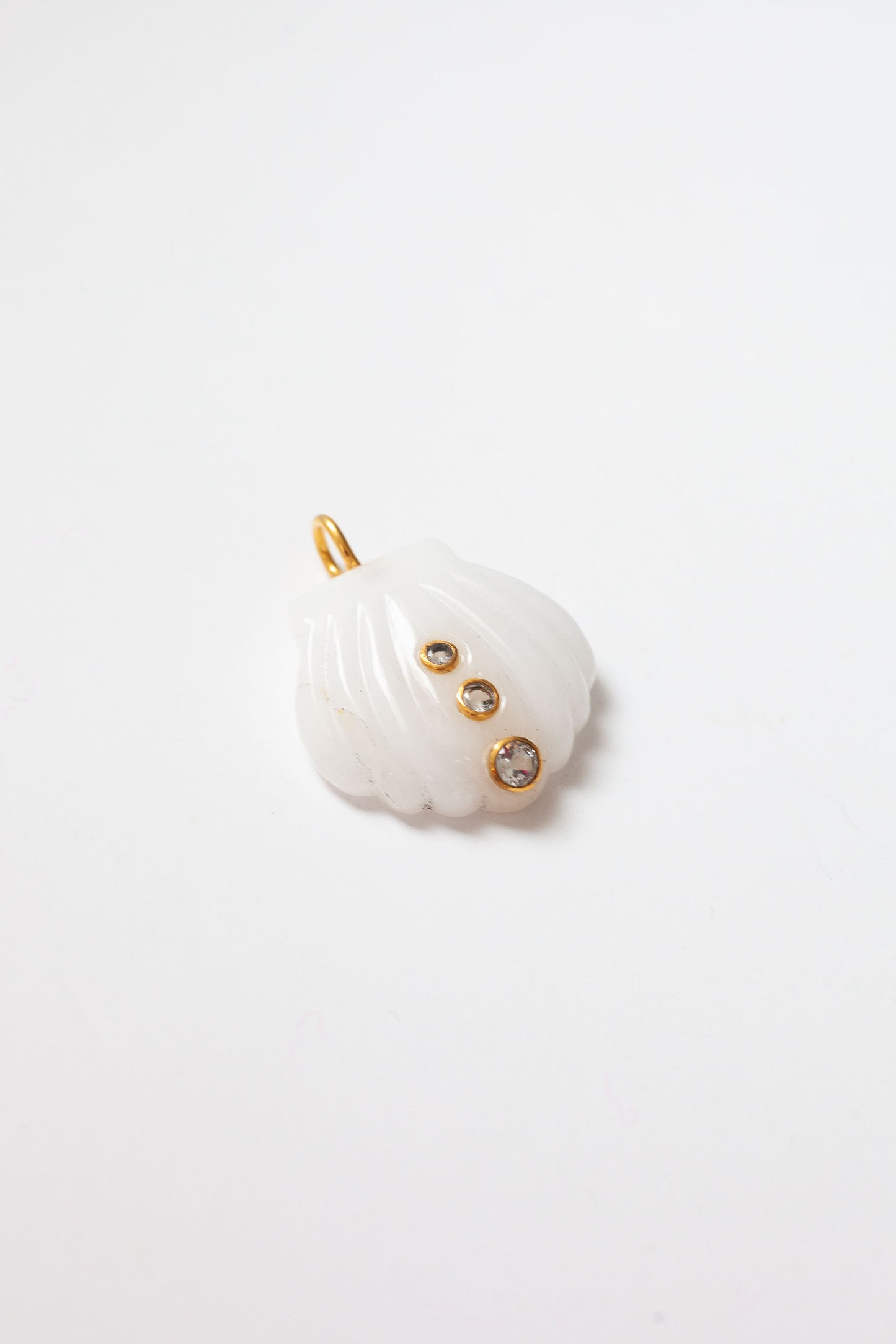 Sora Necklace White