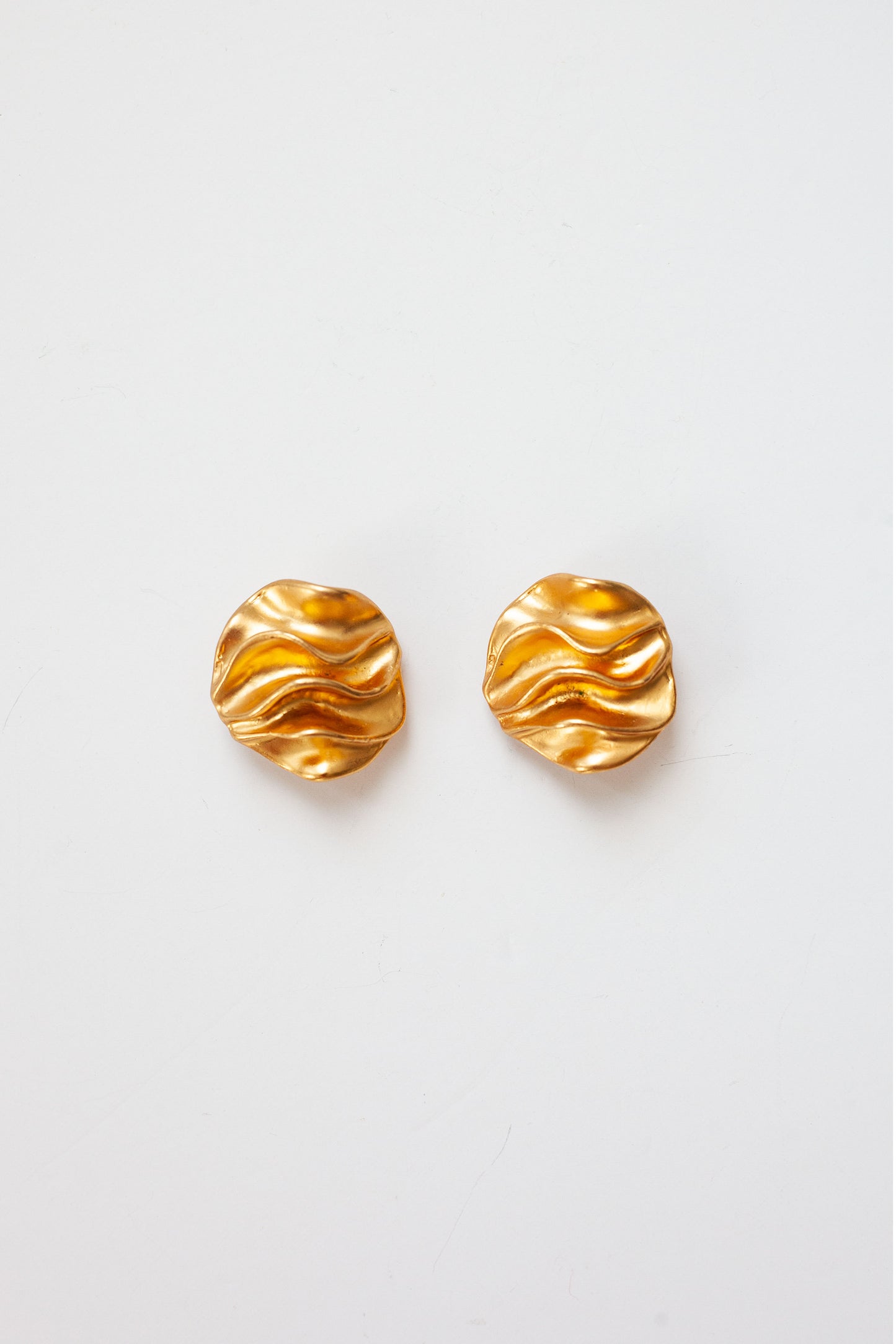 Vintage Ripple Gold Earrings