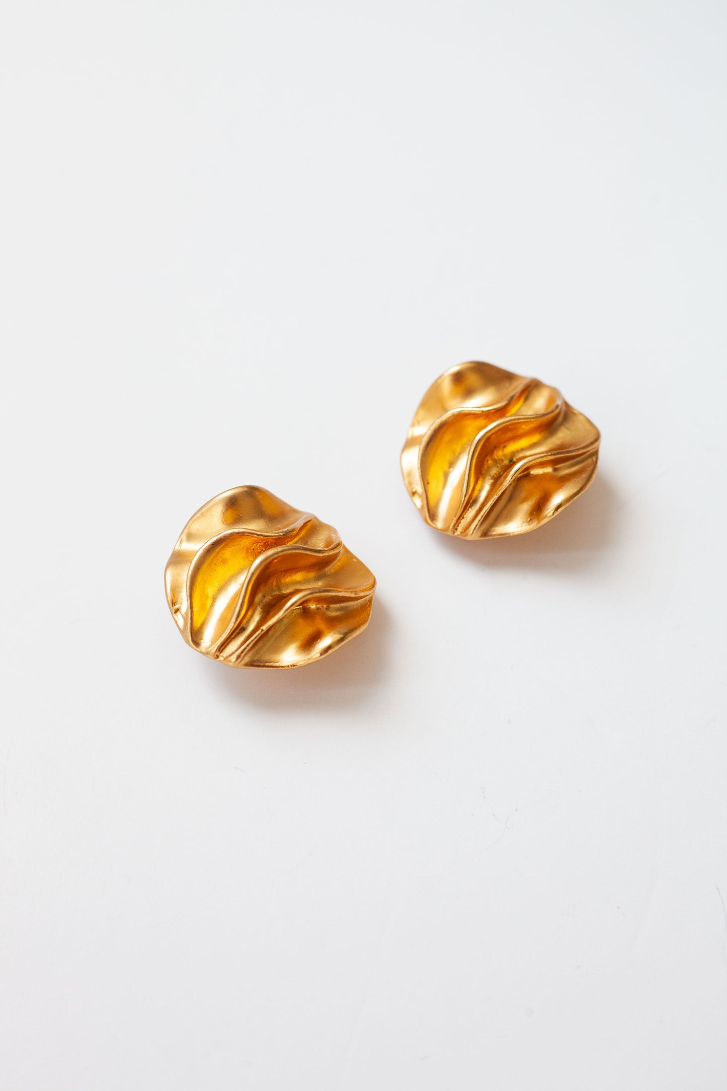 Vintage Ripple Gold Earrings