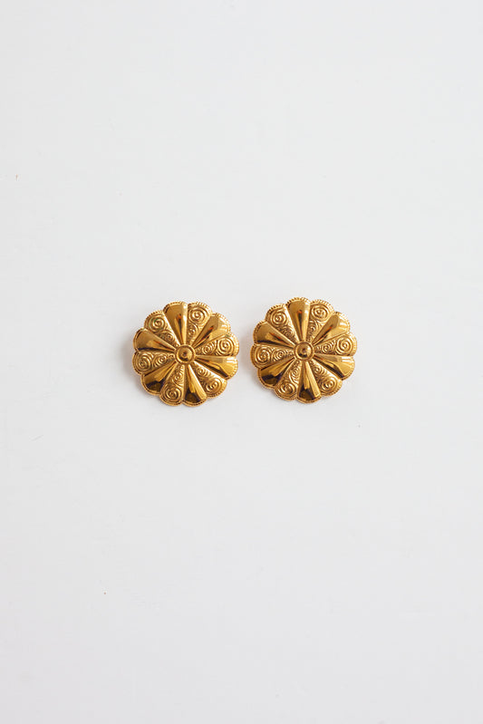 Vintage Lightweight Floral Swirl Earrings