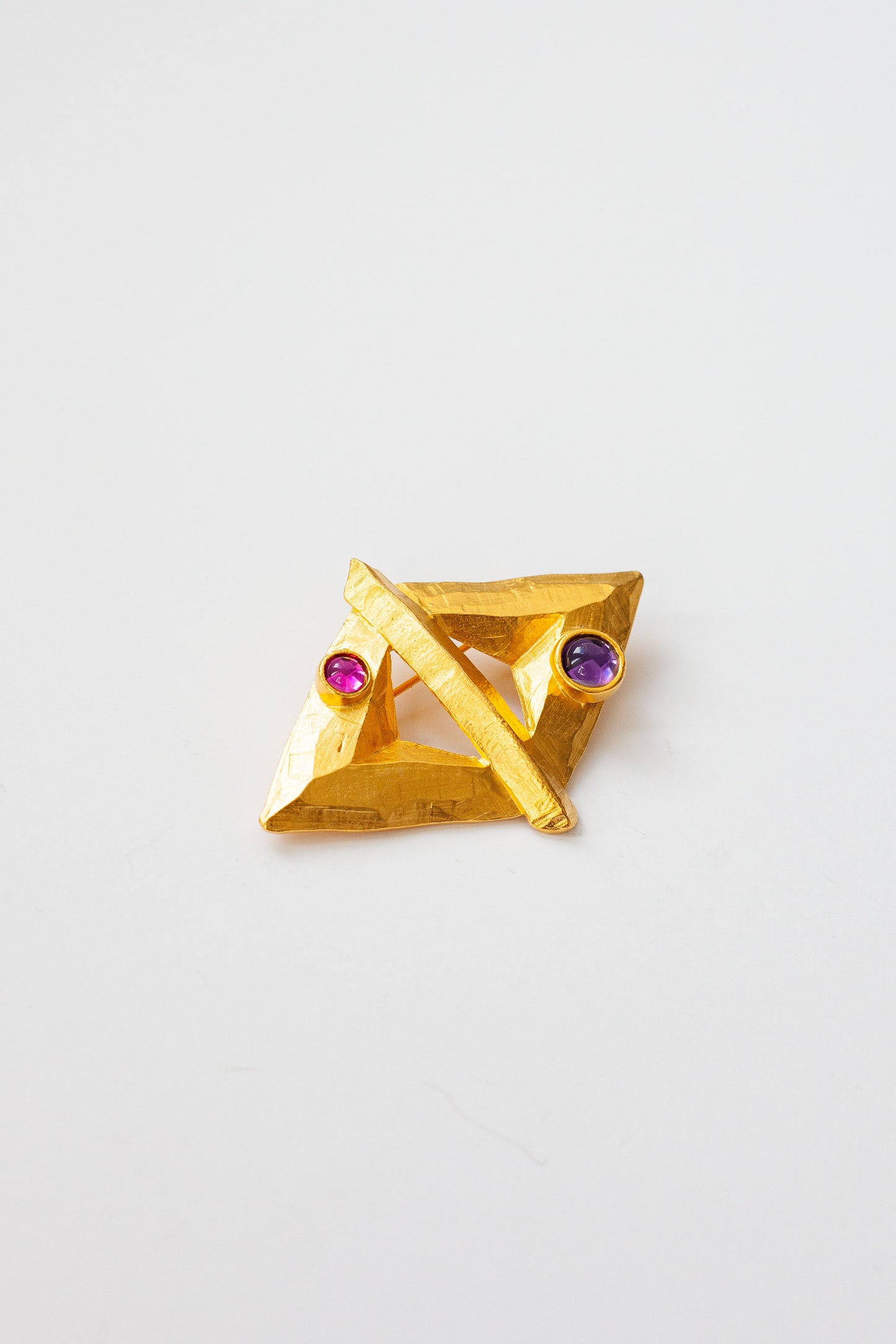 Vintage Cabachon Brooch