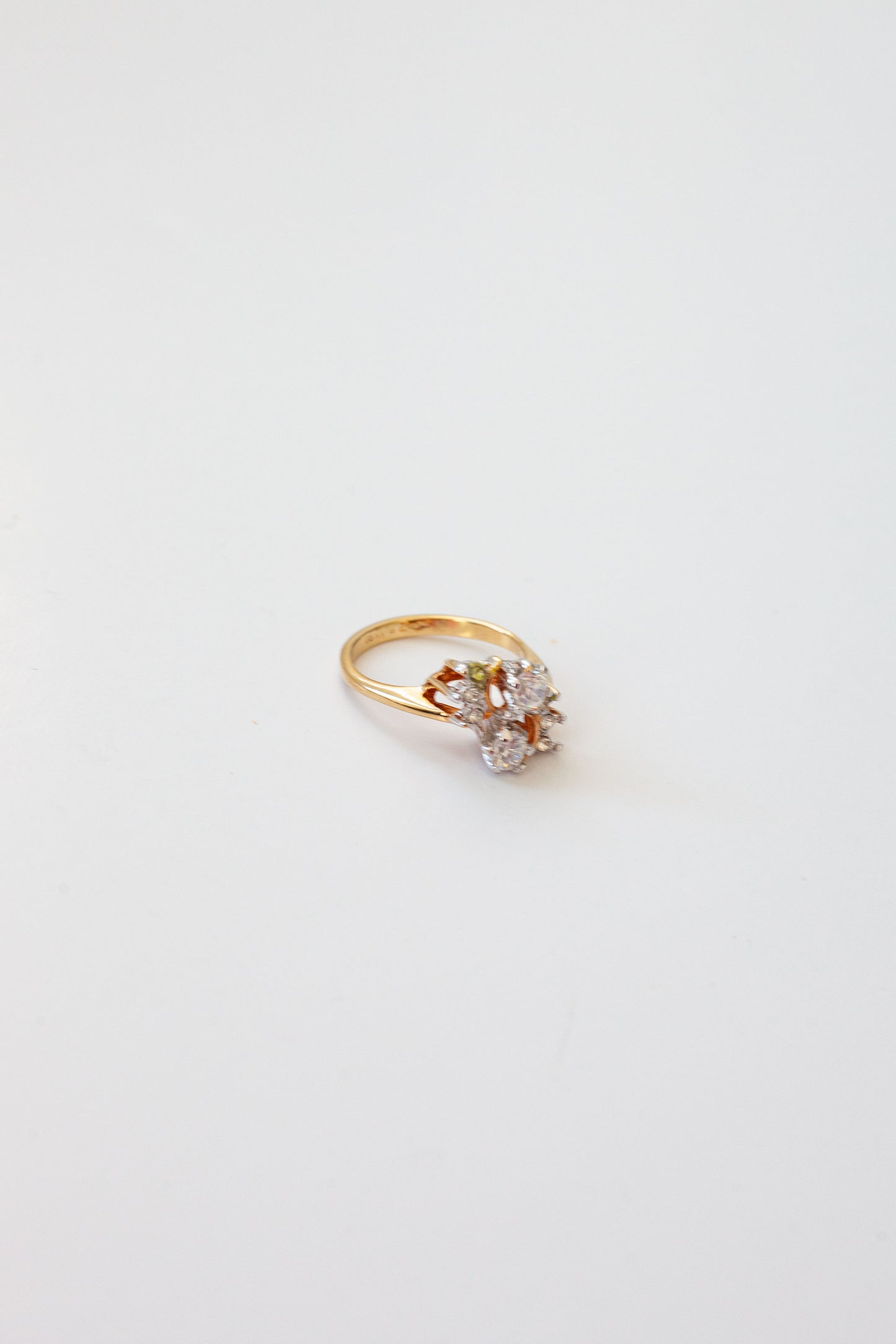 Vintage Curvy Diamond Ring