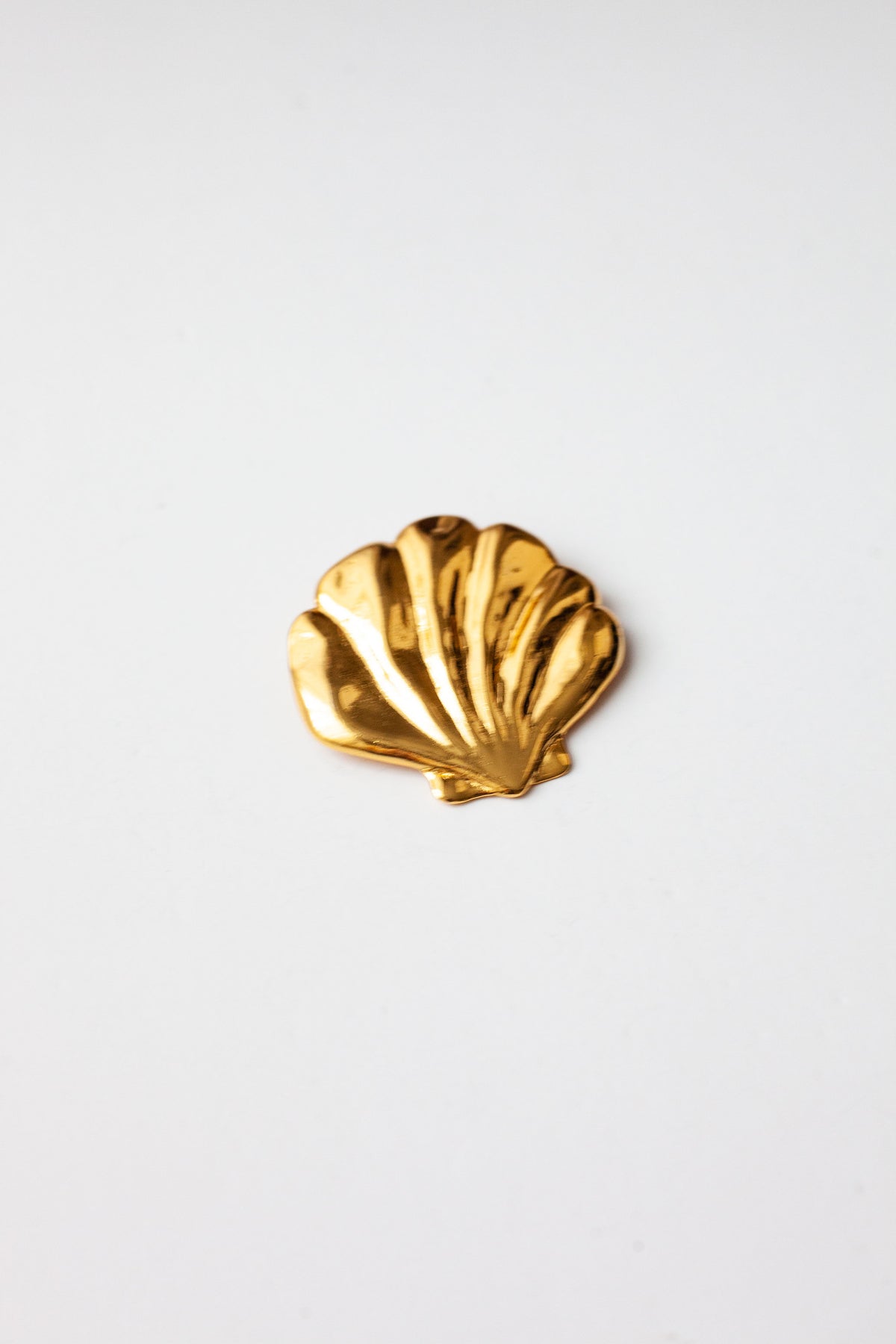 Vintage Designer Shell Brooch