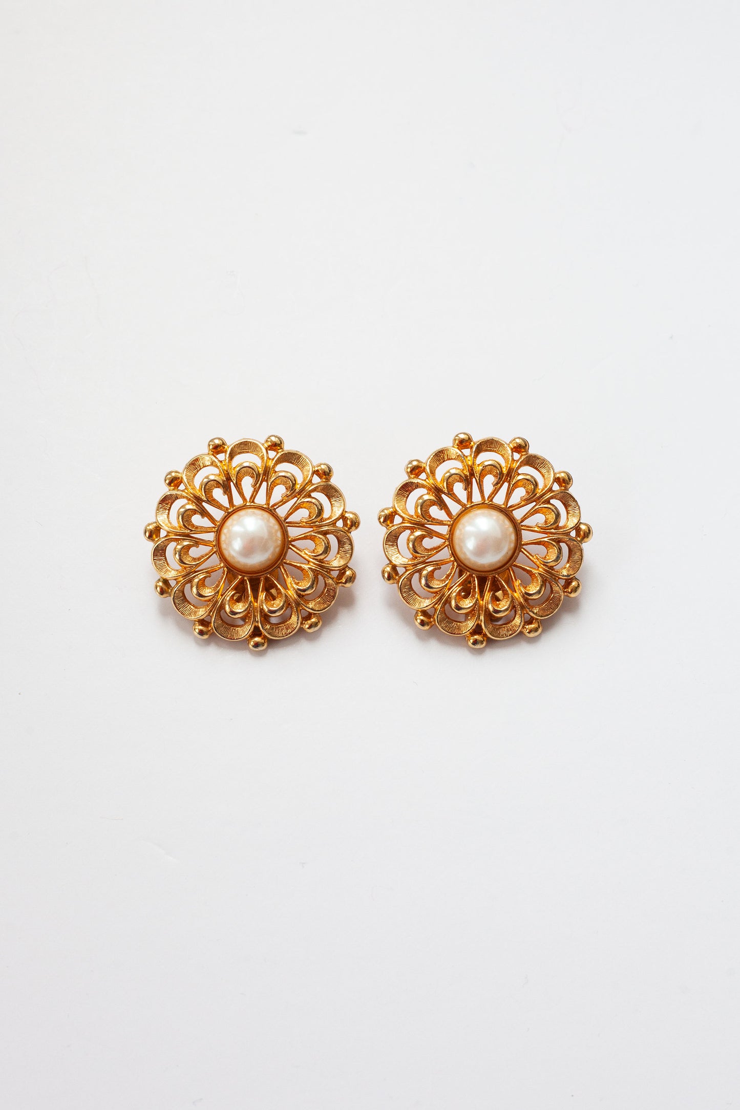 Vintage Floral Pearl Earrings
