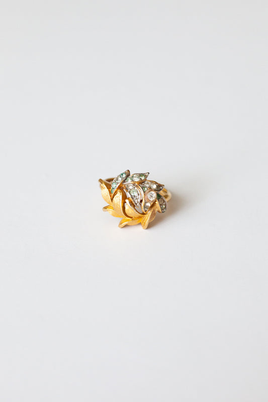 Vintage Leafy Rhinestone Ring
