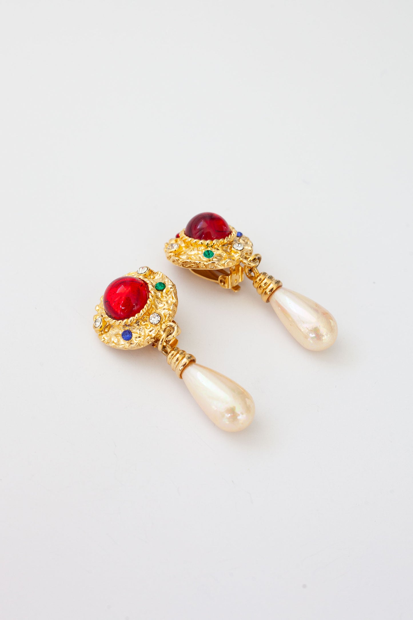 Vintage Red Cabachon Earrings