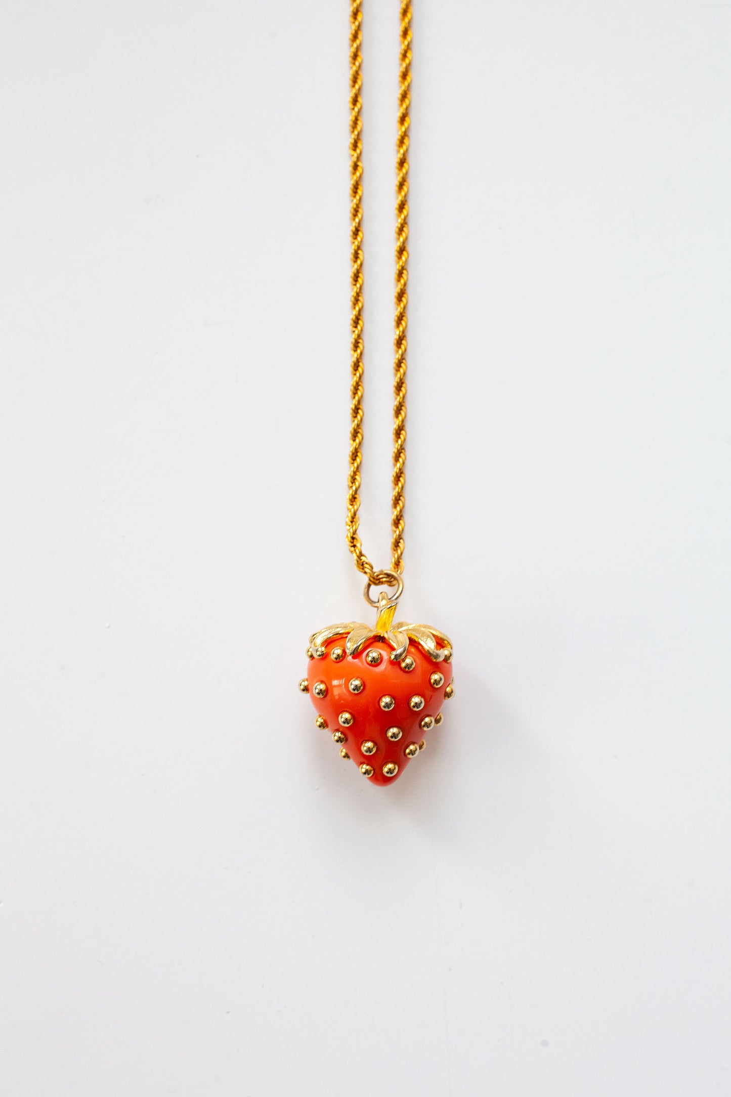 Vintage Stawberry Pendant Necklace