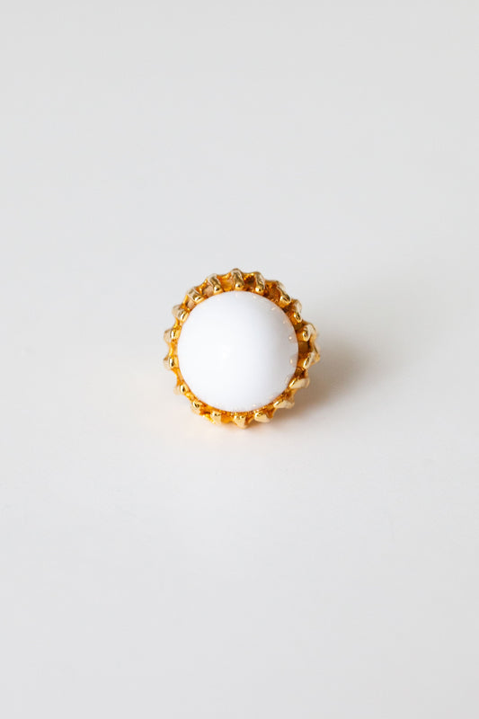 Vintage White Round Cocktail Ring